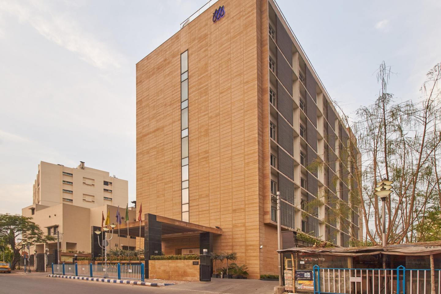 Monotel Luxury Business Hotel Kolkata